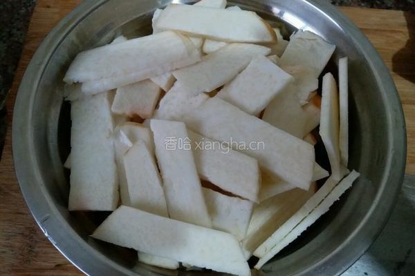 腊肉炒老芋头的做法图解1