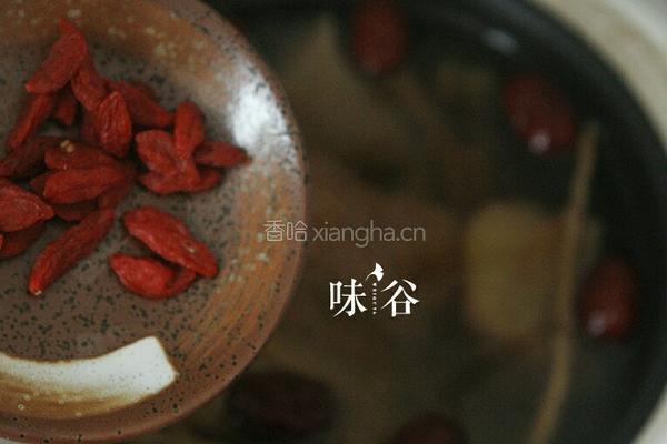 猴头菇炖鸡的做法图解7