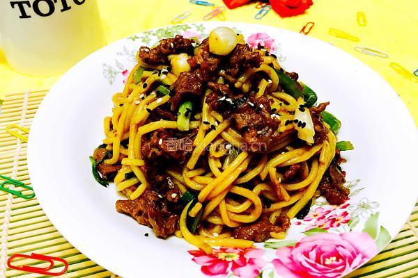 牛肉炒米线的做法图解11