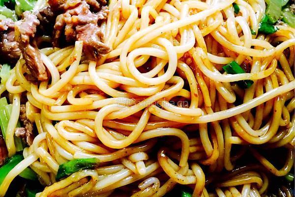 牛肉炒米线的做法图解9