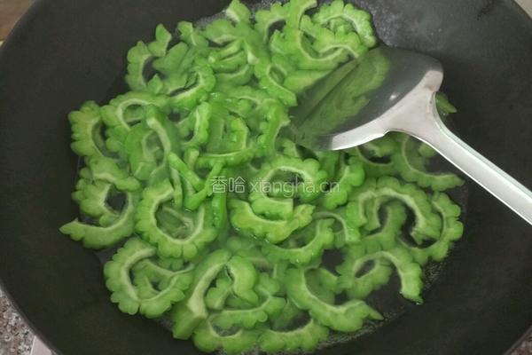 苦瓜肉丝的做法图解5
