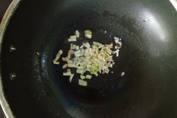 鸡爪煲的做法图解3