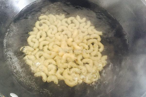 黑椒牛柳炒意粉的做法图解5