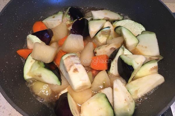土豆炖圆茄子的做法图解7