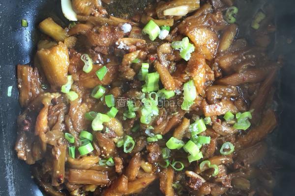 私房肉沫酱爆茄子 的做法图解9