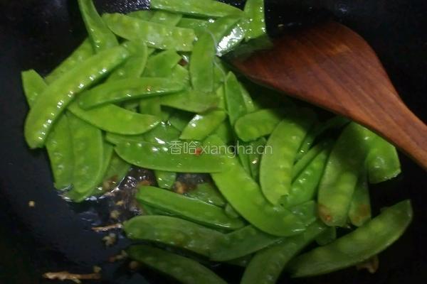 荷兰豆炒山药的做法图解6