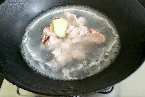 电饭煲排骨汤的做法图解2