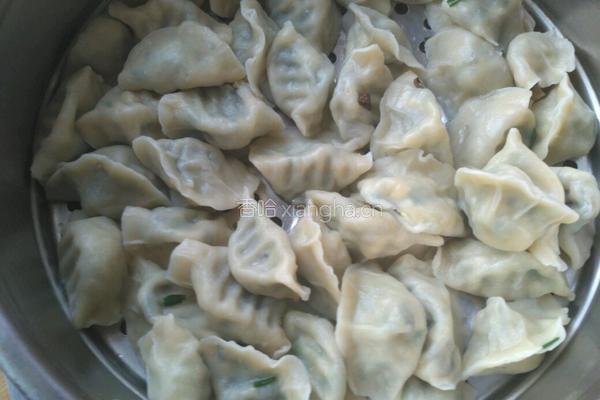 韭菜鸡蛋水饺的做法图解8