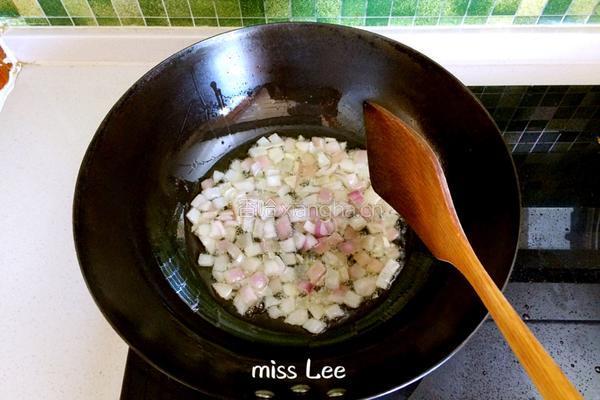 土豆炒饭的做法图解3