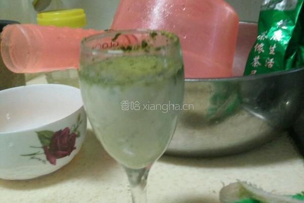 自制核桃葡萄酸乳特别奶昔的做法图解5
