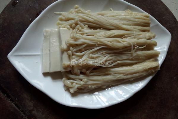 金针菇豆腐的做法图解5