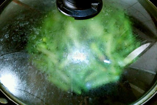 焖豆角的做法图解4