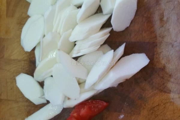 山药炒肉片的做法图解1