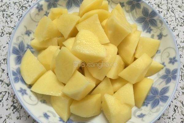 土豆红烧鸡的做法图解7