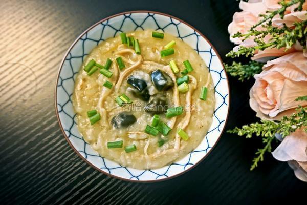 皮蛋瘦肉粥的做法图解5