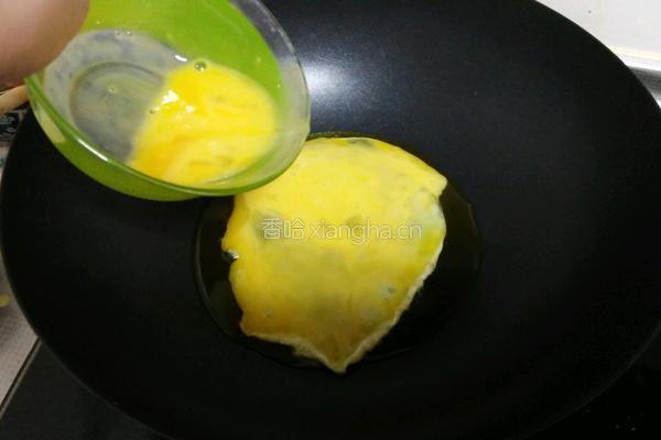 木耳炒鸡蛋的做法图解2