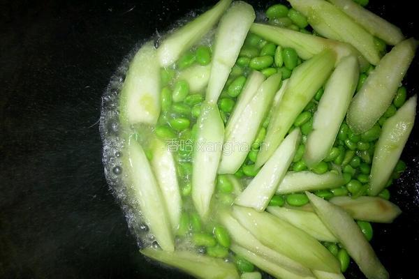 毛豆丝瓜的做法图解3