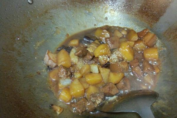 川味土豆红烧肉的做法图解11