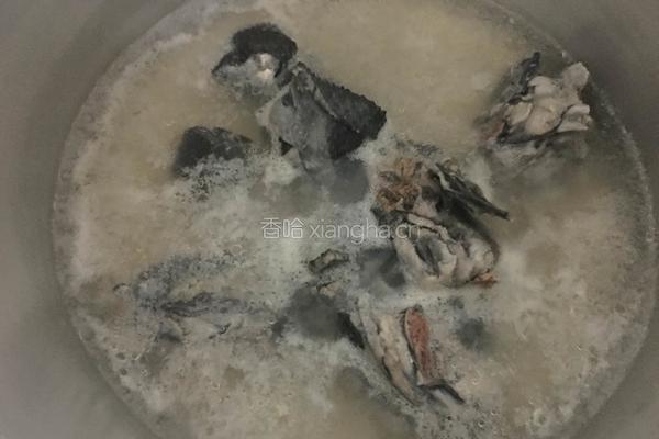清炖乌鸡的做法图解3