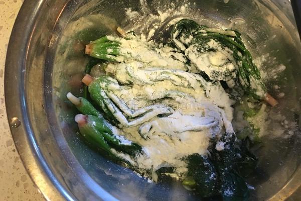 锅塌菠菜的做法图解5