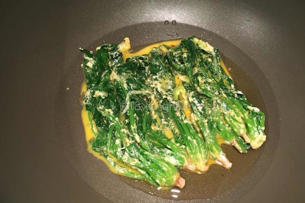 锅塌菠菜的做法图解7