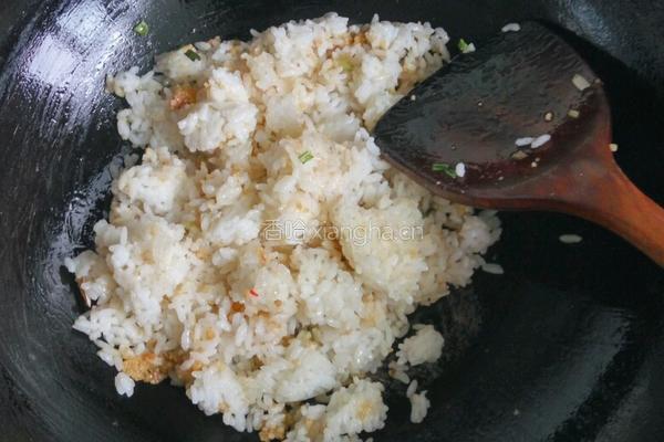 炒花饭的做法图解3
