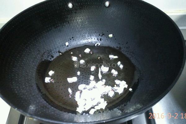 鲅鱼炖豆腐的做法图解2