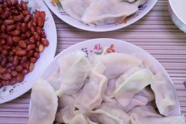 山菜水饺的做法图解3