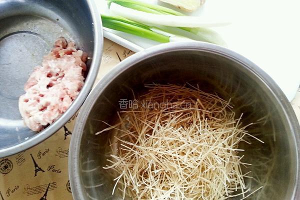 猪肉粉条包子的做法图解4