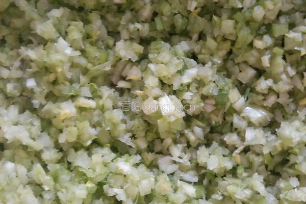 香菇芹菜猪肉馄饨的做法图解4