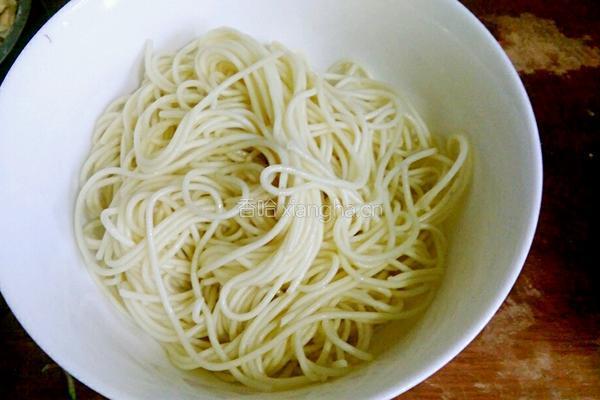 鸡丝凉面的做法图解4