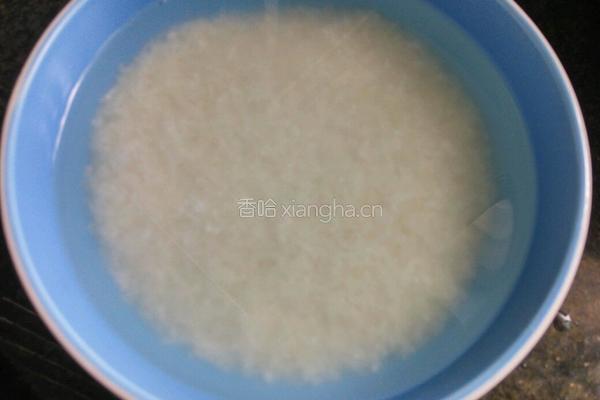 排骨蒸饭的做法图解1
