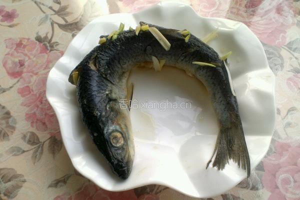 清蒸青鱼的做法图解2
