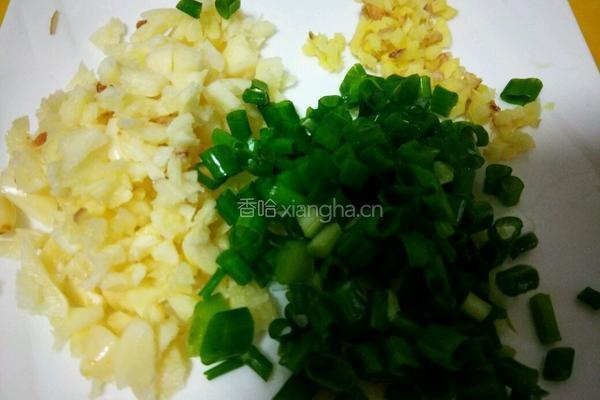 金针菇日本豆腐煲的做法图解3