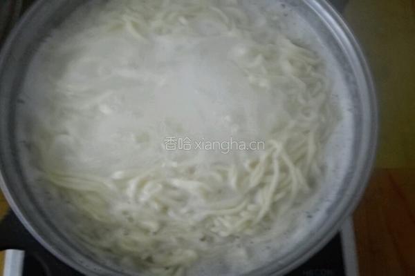 西红柿鸡蛋面的做法图解6