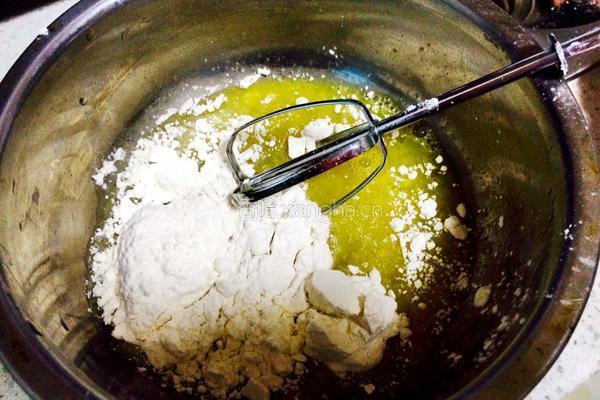 鸡蛋面粉饼的做法图解2