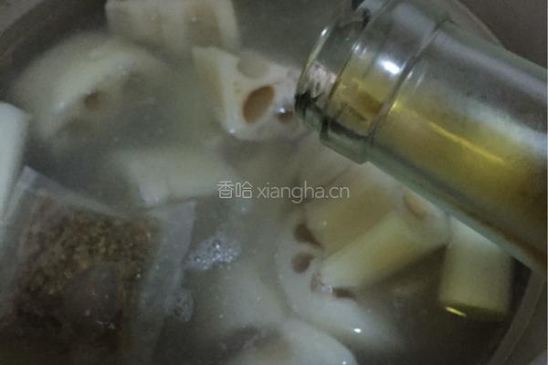 高压锅莲藕排骨汤的做法图解6