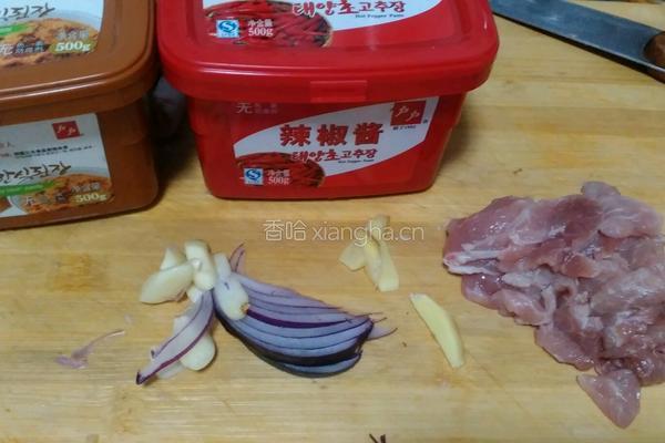 韩式海带豆腐汤的做法图解1