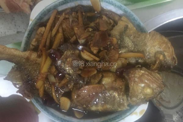 煎黄花鱼的做法图解3