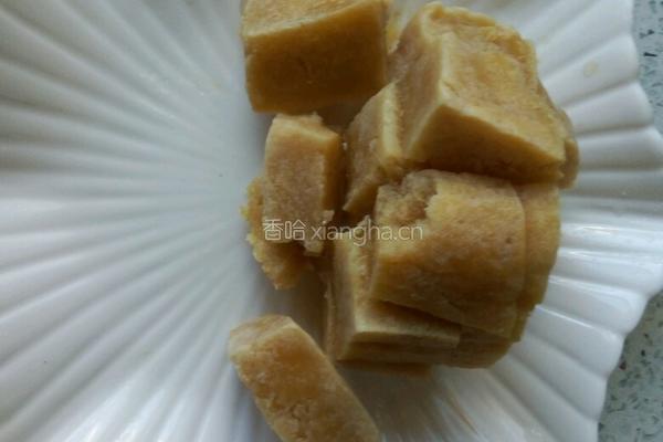 胖头鱼头炖豆腐的做法图解8