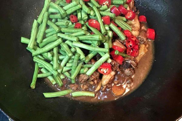 豆角炒仔鸡的做法图解6