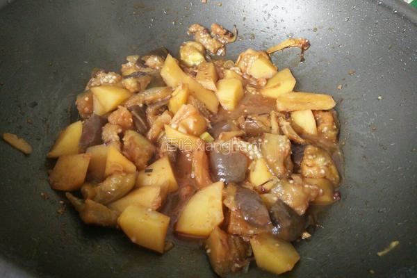 酱茄子土豆的做法图解7