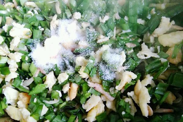 韭菜盒子的做法图解12