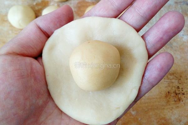 电饼铛豆沙酥饼的做法图解4