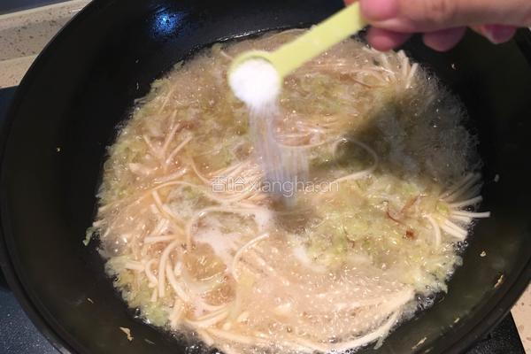 白菜丝热汤面的做法图解7