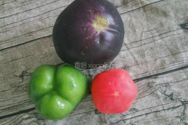 什锦素烧茄子的做法图解1