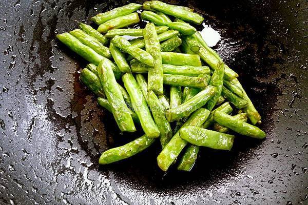 豆角烧茄子的做法图解6