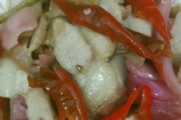 泡菜回锅肉的做法图解1
