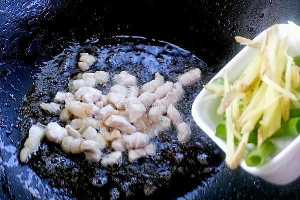 家常干烧黄花鱼的做法图解8