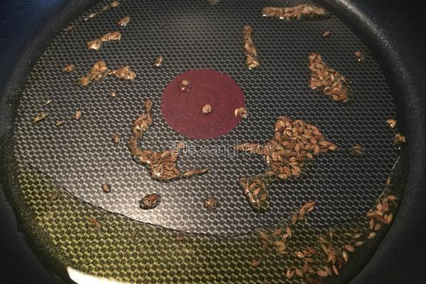 香葱蛋饼卷孜然土豆丝的做法图解7